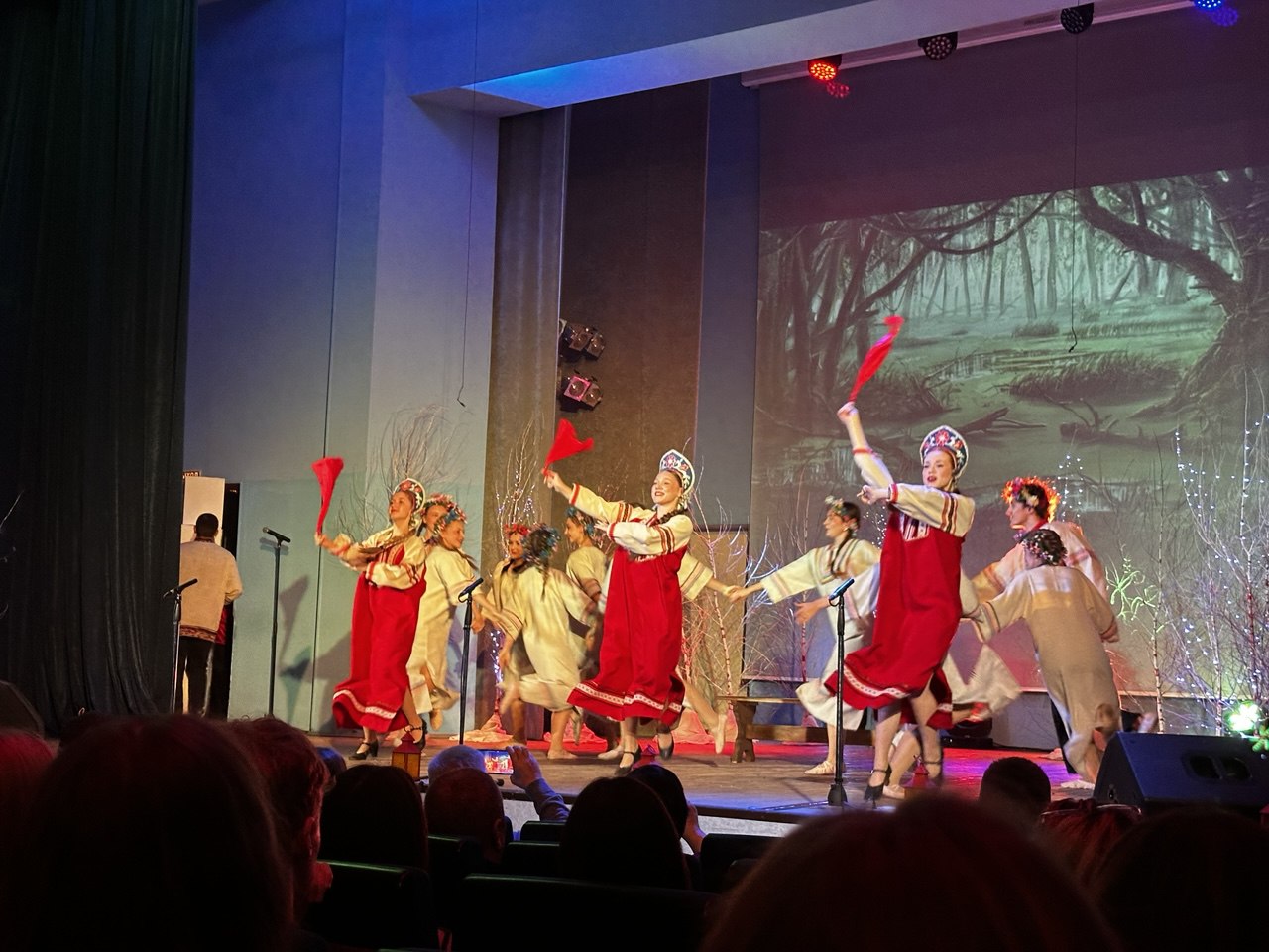 Смотр конкурс «Первокурсник 2025»: талант и энергия первых шагов